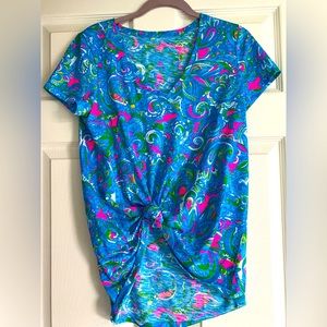 Lilly Pulitzer Etta V Neck “Gull friend” size Small